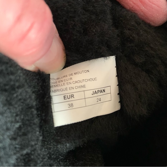 Emu Australia Latrobe Women's Black
Winter Boots Size 7 Leather Upper. - Picture 15 of 16